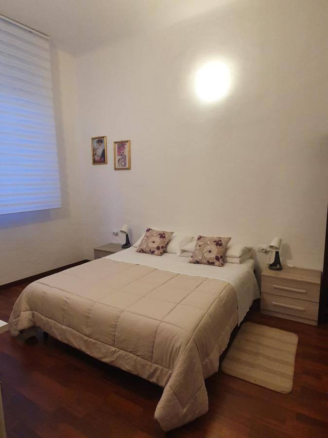 Arena Suite All Comforts - With Free Parking Garage Per Qualified Rate - Con Parcheggio Incluso Per Le Tariffe Qualificanti - Metro Verde Greenline Moscova Milan Extérieur photo