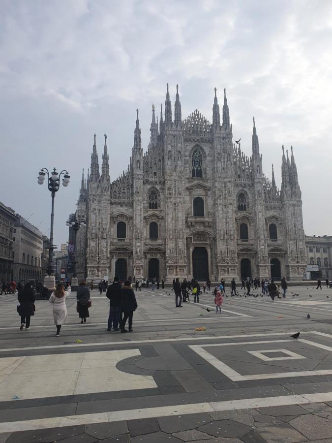 Arena Suite All Comforts - With Free Parking Garage Per Qualified Rate - Con Parcheggio Incluso Per Le Tariffe Qualificanti - Metro Verde Greenline Moscova Milan Extérieur photo